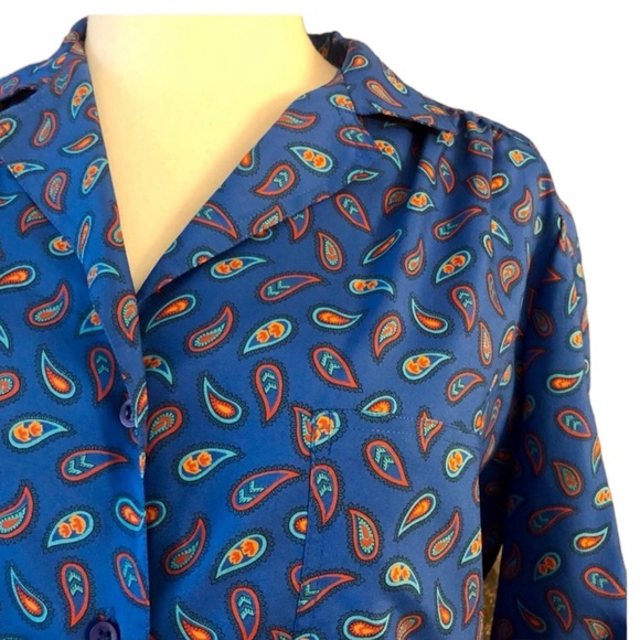 Pierre Cardin Vintage Blue Paisley Button Down Blouse , Lightweight, Medium - Picture 2 of 6